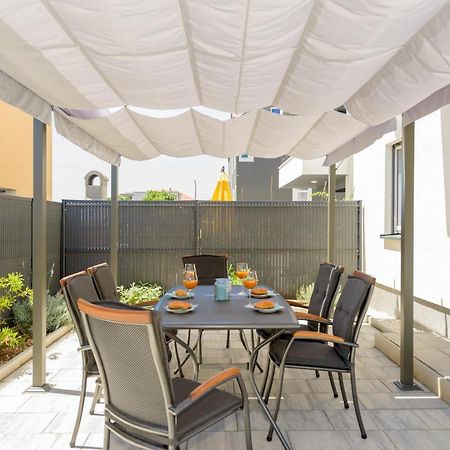 New, Private Heated Swimming Pool, Free Parking, Trogir Centar Appartement Buitenkant foto