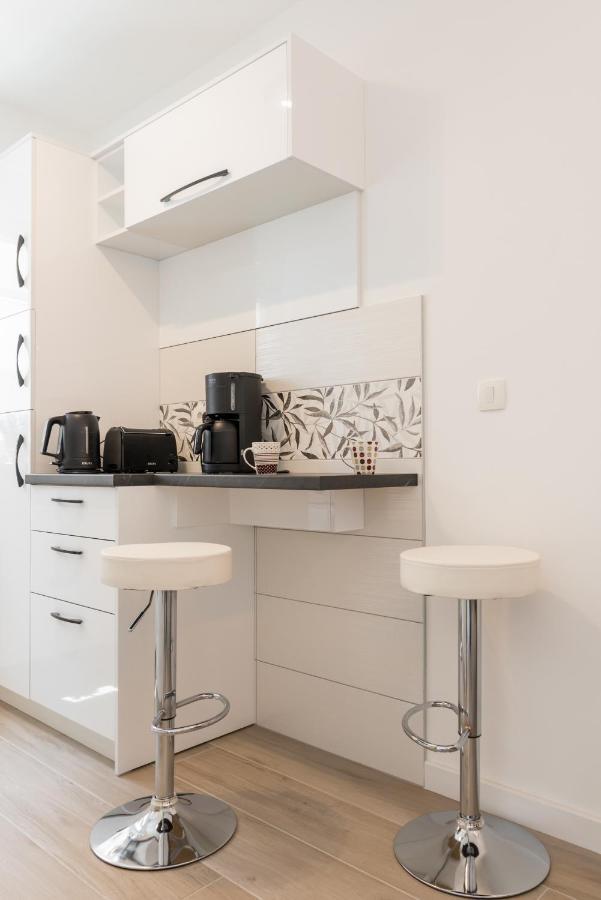 New, Private Heated Swimming Pool, Free Parking, Trogir Centar Appartement Buitenkant foto